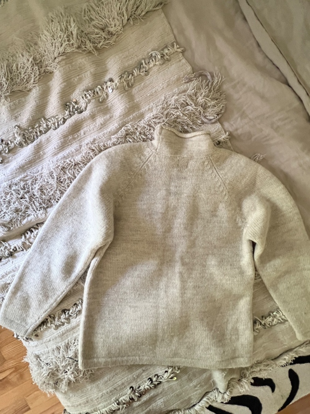 GAP 100% Wool Sweater | Cream Wool Mock Neck Sweater - Picture 2 of 6